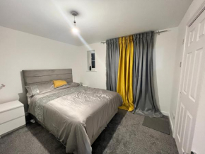 Cosy Heights in Finchley